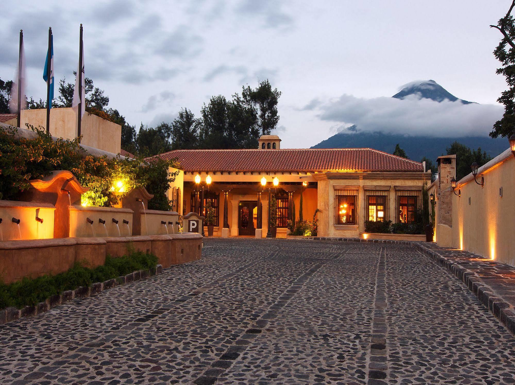 Hotel Camino Real Antigua Extérieur photo